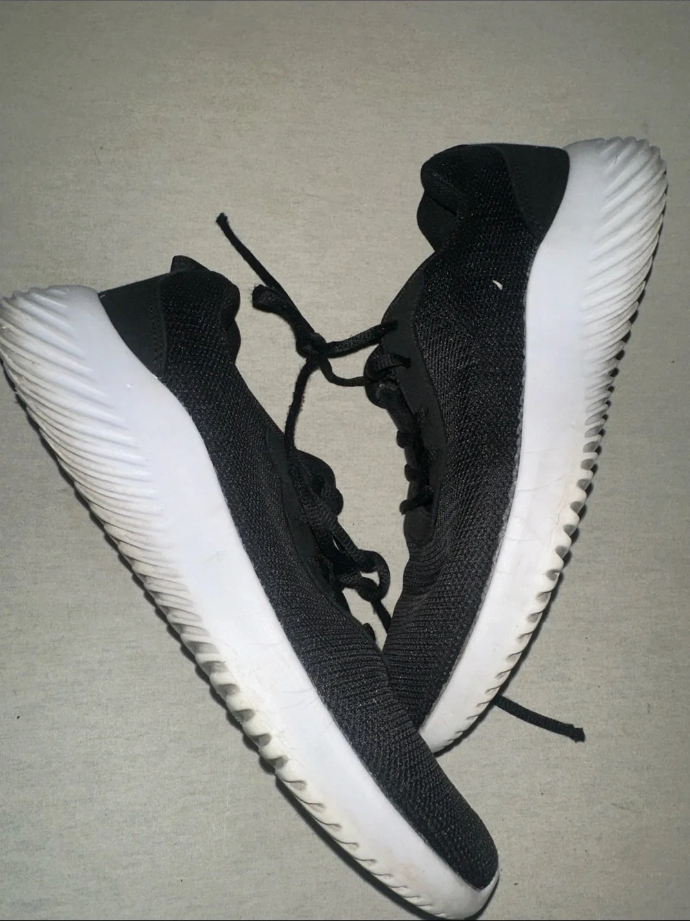 Mens Size 9 Malltrio Black Knit Athletic Sneakers